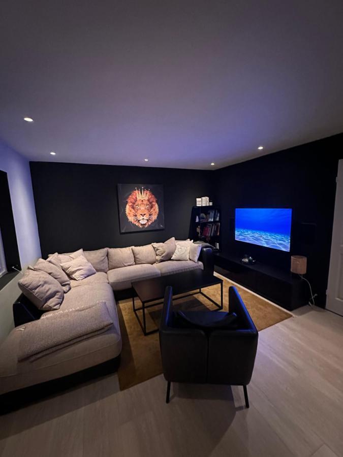 Remarkable 2-Bed Apartment In Tromso Ngoại thất bức ảnh